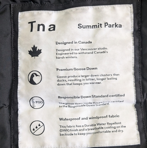 Aritzia Tna Summit Parka Womens XS Winter Jacket Goose Down Waterproof Black - Picture 9 of 10
